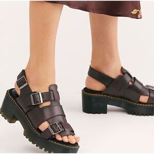 Dr Marten Ariel fisherman sandal, Sz 39, US 8